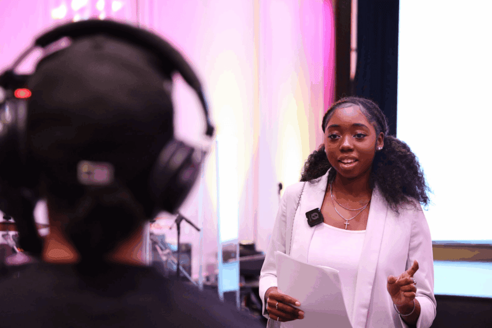 Masterclass woman speaking for a video